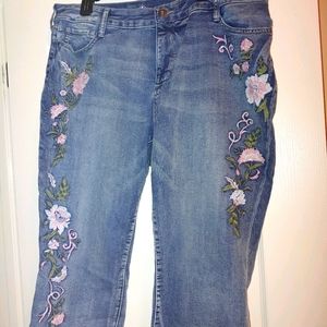 St. John’s Bay Women's Denim Capris with Embroidered Flowers